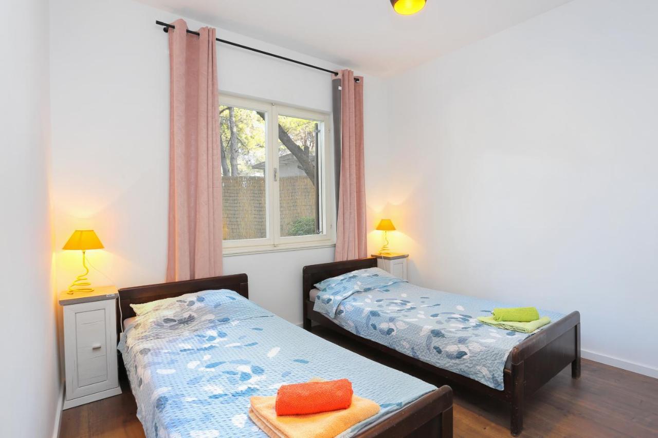Apartments By The Sea Balica Rat, Omis - 1065 מראה חיצוני תמונה