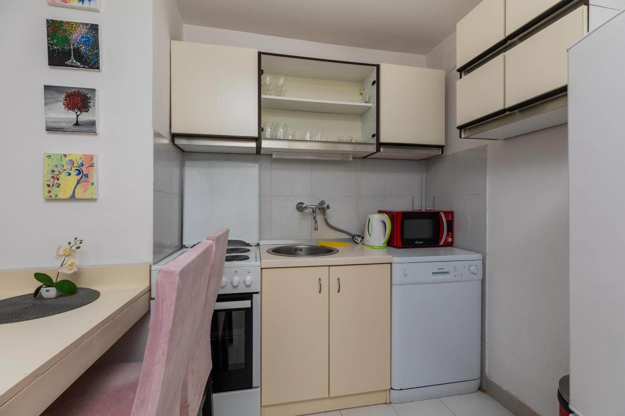 Apartments By The Sea Balica Rat, Omis - 1065 מראה חיצוני תמונה