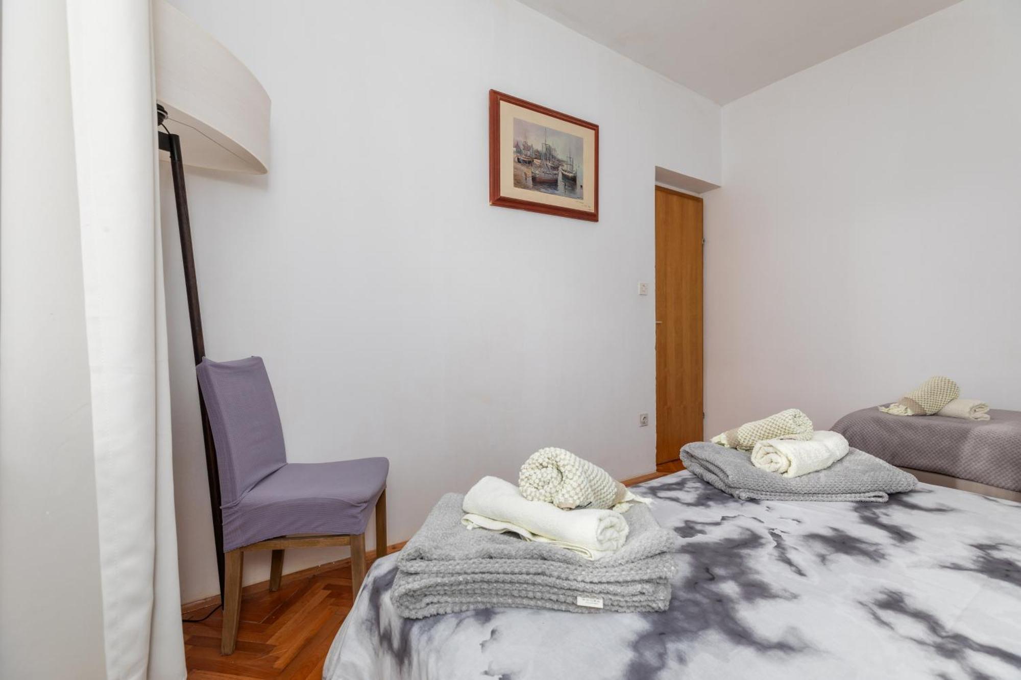Apartments By The Sea Balica Rat, Omis - 1065 חדר תמונה