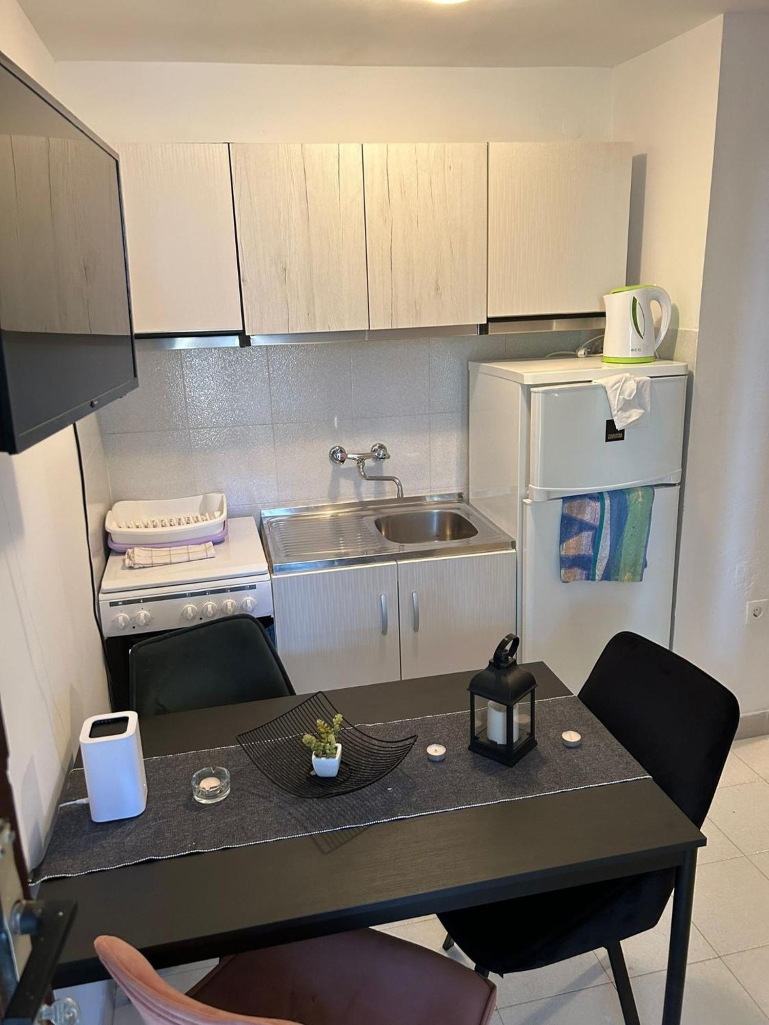 Apartments By The Sea Balica Rat, Omis - 1065 מראה חיצוני תמונה